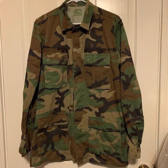 U.S. ARMY MILITARY SIZE SMALL LONG COMBAT CAMOUFLATE WOODLAND COAT - Picture 1 of 5